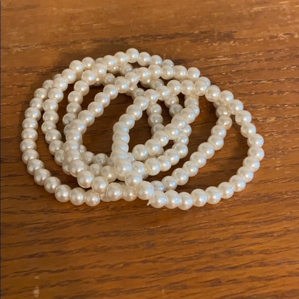 Pearl bracelets